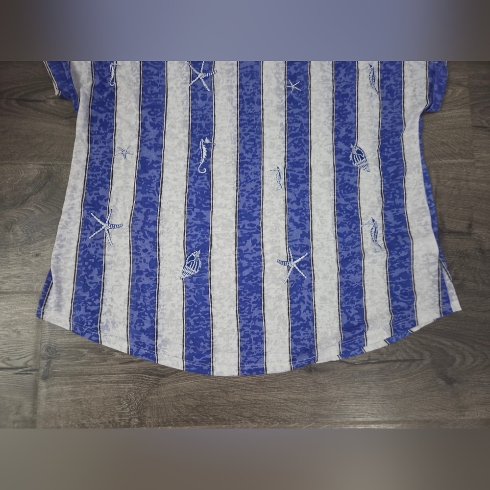 Cato Womens Beach Themed Shirt Size L NWT - Picture 2 of 4